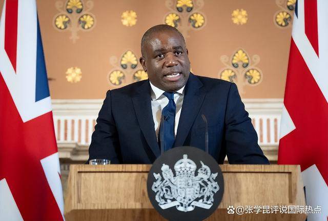 香港回归以来首次!中国不惯着,到了中国家门口,英国吃了闭门羹