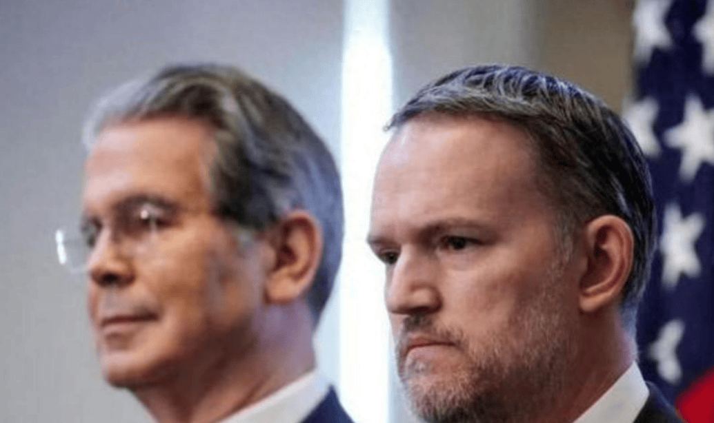 中美吉隆坡会谈硬碰硬,美方罕见用4个字评价,中方回应则大不同