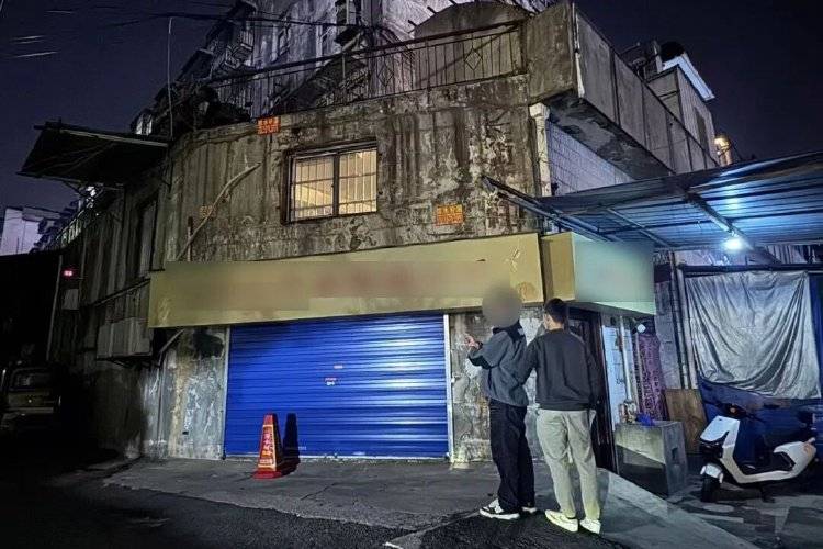 金项链里发现大量不明金属,多家金店中招,警方:2人在黄金中掺铼